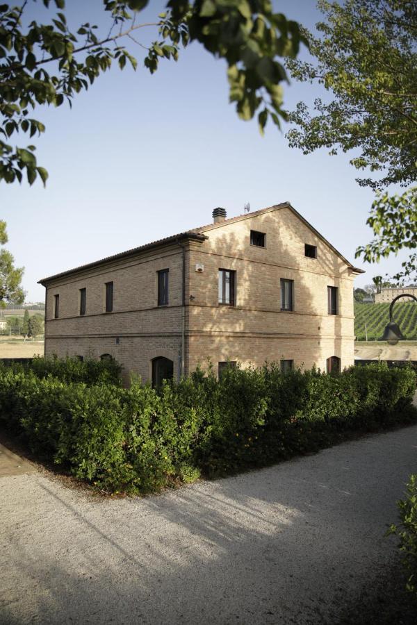 Гостевой дом Agriturismo La Fonte Di San Girio Потенца-Пичена Экстерьер фото